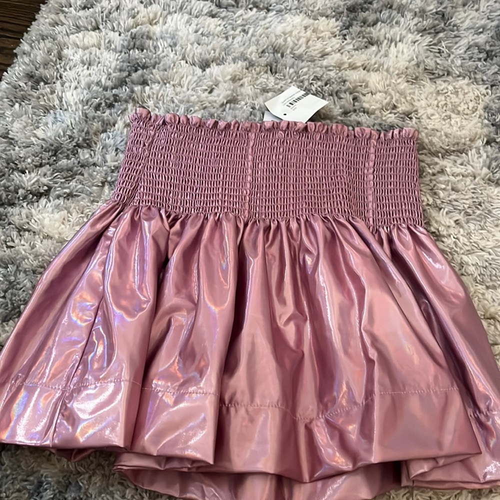 Beautiful pink skirt!!